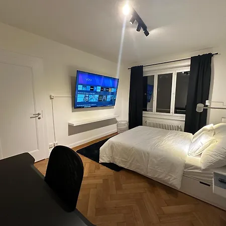 Cosy In Flon * Лозанна