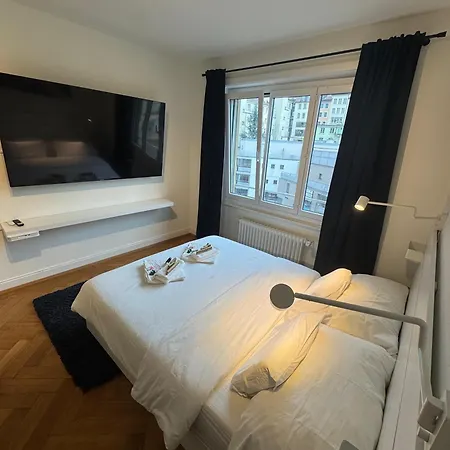 Cosy In Flon