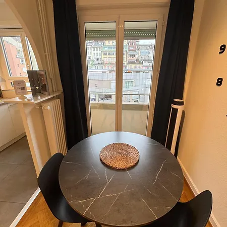 Cosy In Flon Апартаменти Лозанна