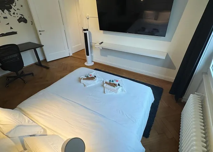 Апартаменти Cosy In Flon *